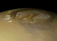 Water trails in Mars