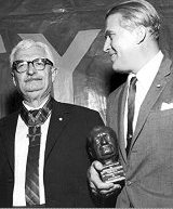 Braun holds Hermann Oberth's award, 1961