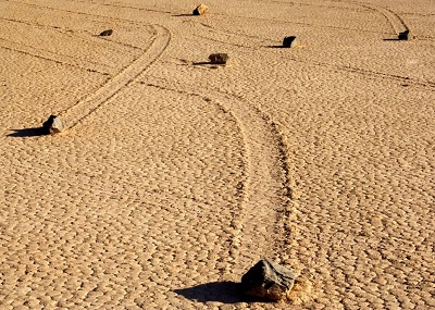 Sailing stones